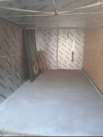 Volledig gerenoveerd appartement met 2 kamers en garage in centrum Schellebelle - Foto 4