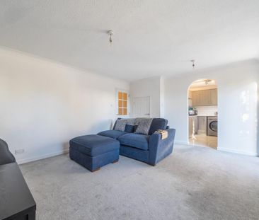 2 bedroom apartment to rent - Photo 4