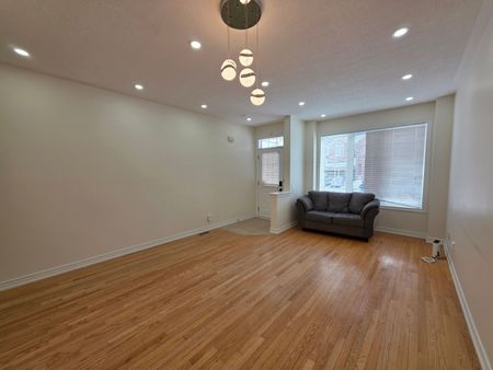 For Lease - 26 Openbay Gardens Unit# main floor, Brampton, Ontario - Photo 3