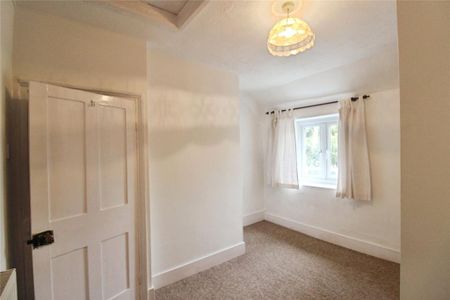 2 bedroom house to rent - Photo 2