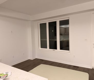 For Lease - 3521 Brickyard Drive, Pickering, Ontario - Photo 3