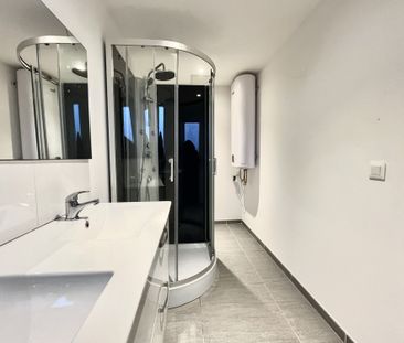 Location Appartement 1 pièce 31m² ROUBAIX 59100 - Photo 1