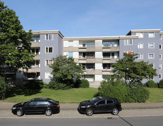 3-Zimmer-Wohnung mit Essbereich // 1.OG links - Foto 1