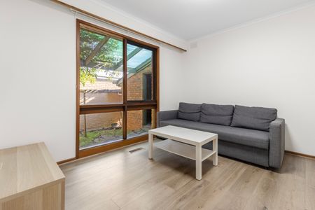 3/748-750 Waverley Road, Glen Waverley VIC 3150 - Photo 3