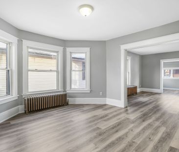 For Lease - 23 Avenue Place, Welland, Ontario - Photo 1