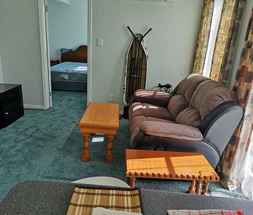 Bright, Fully Furnished 1-Bed Flat in Mornington - Photo 1