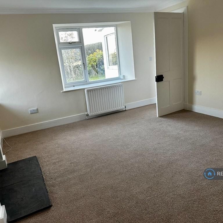 3 bedroom detached house to rent - Photo 1