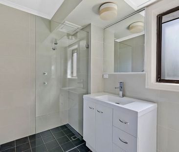 SPACIOUS APARTMENT - Photo 5