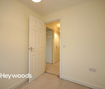 4 bed semi-detached house to rent in Chervil Close, Newcastle - Photo 6