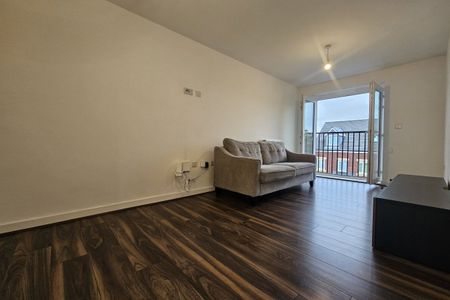 Tame Close - Photo 3