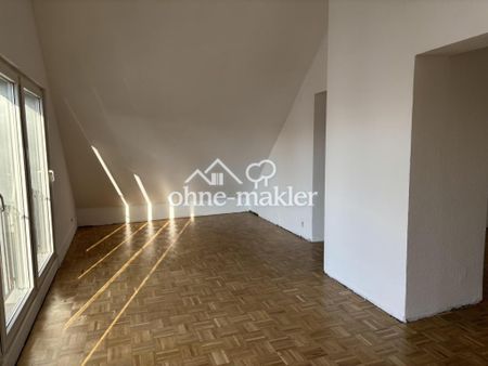 Schöne Dachgeschosswohnung mit Parkettboden, Erstbezug nach Sanierung im Zentrum von Langenfeld - Photo 4