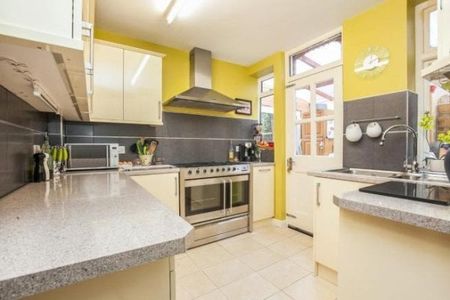 Beckingham Road, Guildford - Photo 3