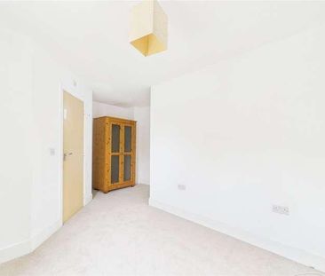 Vulcan Drive, The Parks, Bracknell, Berkshire, RG12 - Photo 3