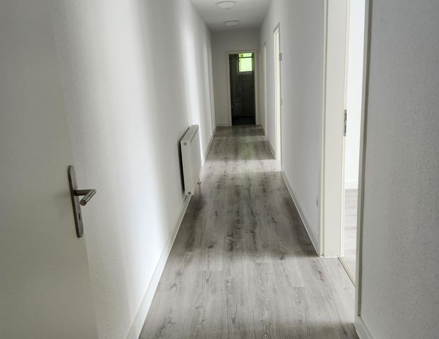 Geräumige Wohnung im schönen Stadteil Heppens, Deb.-Nr.: 401231 - Photo 1