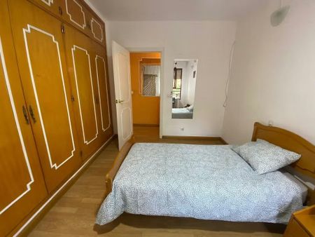 Calle del Cabo Machichaco, Madrid, Community of Madrid 28053 - Photo 2