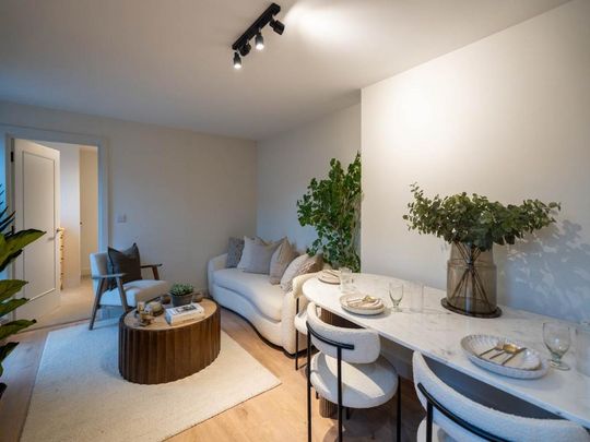 1 bedroom flat to rent - Photo 1