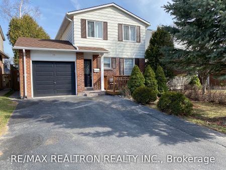 For Lease - 209 Hodgson Drive Unit# Bsmt, Newmarket, Ontario - Photo 4