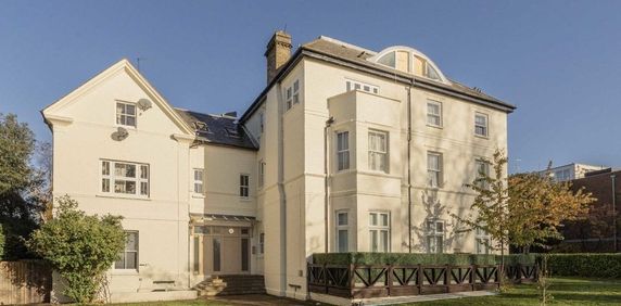 Streatham Common North, SW16 3HJ, London - Photo 2