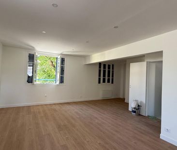 Location Maison 5 pièces 110m² - Photo 1