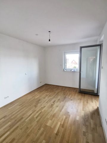 Neuwertige, 2 Zimmer Wohnung inkl. Loggia, Klimaanlage - Photo 3