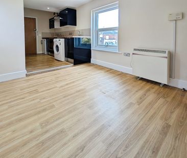 Foundry Lane, SO15 - Photo 1