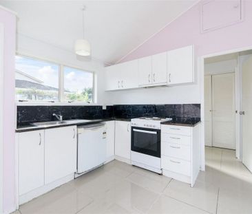 3 bedroom+1 Utility Mt Wellington - Photo 3