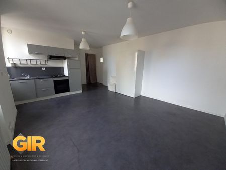 Location Appartement 2 pièces 38m² RENNES 35000 - Photo 2
