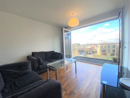 2 bedroom apartment - Photo 4