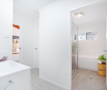 For Lease: Stunning Family Home in Eimeo - Photo 3