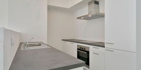 Appartement te huur in La Louvière voor € 900 met 2 slaapkamers - Photo 4