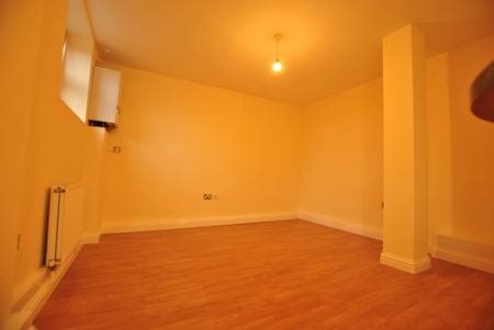 King Street, Kent, London - Photo 2