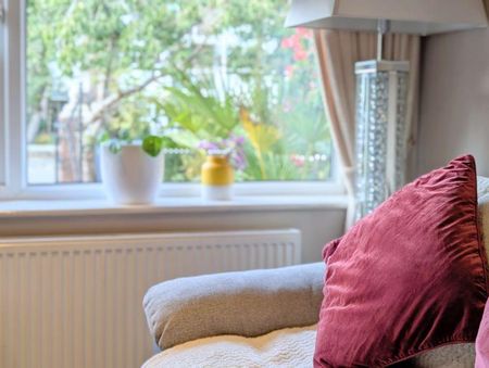 5 bedroom property to rent - Photo 4