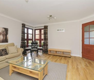 2 Bed Flat, East Werberside, EH4 - Photo 2