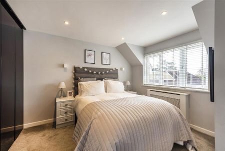 3 bedroom detached house to rent - Photo 4