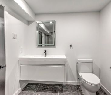 4855 Ch. Queen-Mary, #40B - Photo 1