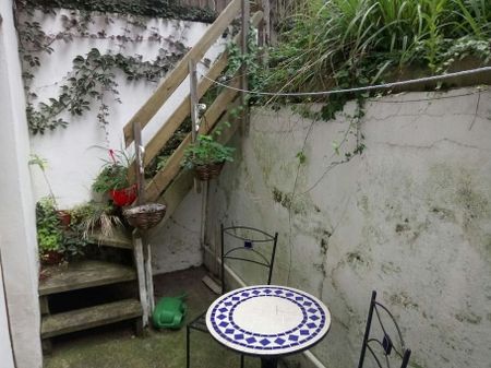 2 Bed Flat, Stockwell Road, SW9 - Photo 4