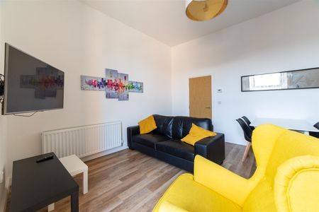 2 bed apartment to rent in Osborne Terrace, Jesmond, NE2 - Photo 3