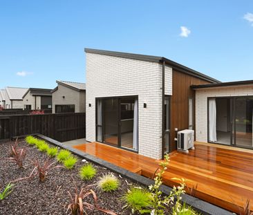 Welcome to your next chapter in refined, contemporary living. - Photo 1