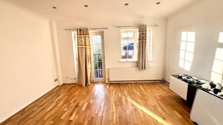 3 bedroom semi-detached house to rent - Photo 4