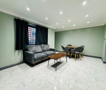 Chequers Lane, Wellingborough - Photo 1