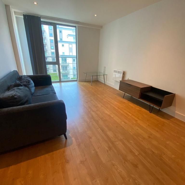 1 bedroom flat to rent - Photo 1