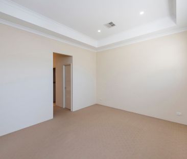 6 Pisconeri Street, Perth WA 6000 - Photo 3