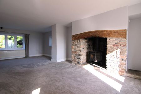 4 bedroom detached house to rent - Photo 5