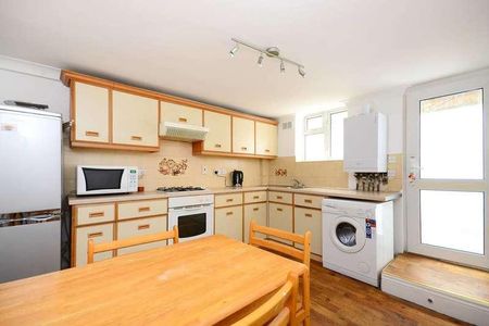 Drakefield Road, Heaver Estate, SW17 - Photo 5