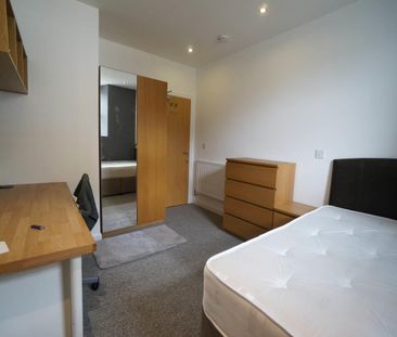 Flat 1, Seion Chapel Ambrose Street - Photo 5