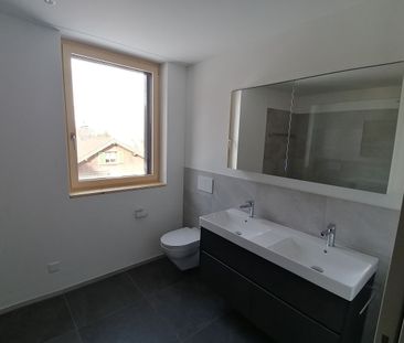Modern 3.5-room apartment with beautiful terrace in Bütschwil-Gante... - Foto 4