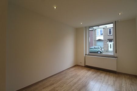 Gerenoveerde woning bij centrum Kortrijk - Photo 5