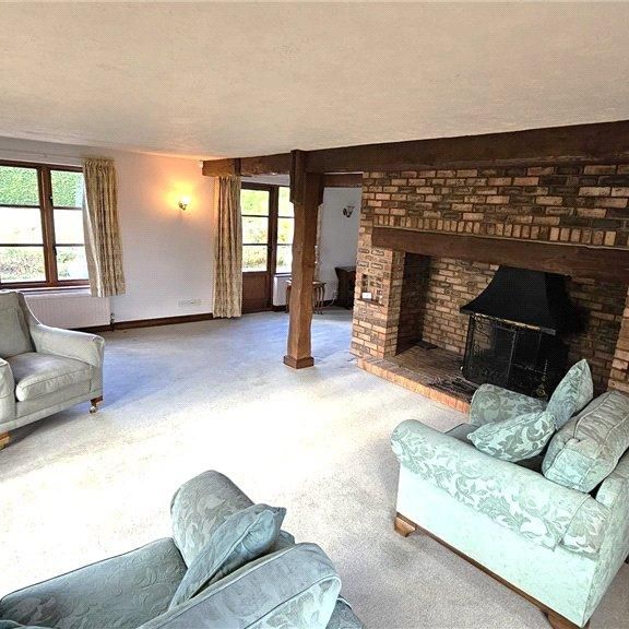 5 bedroom detached house to rent - Photo 1
