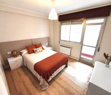 Piso de alquiler en Rúa de Zaragoza, 29, O Castro - Photo 2