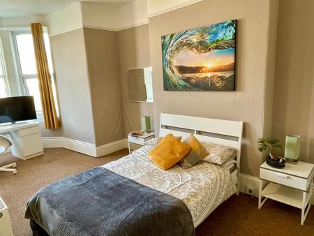 Apsley Road, Plymouth - Photo 2